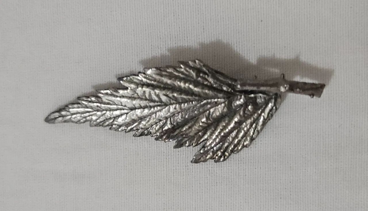 Broches variados 