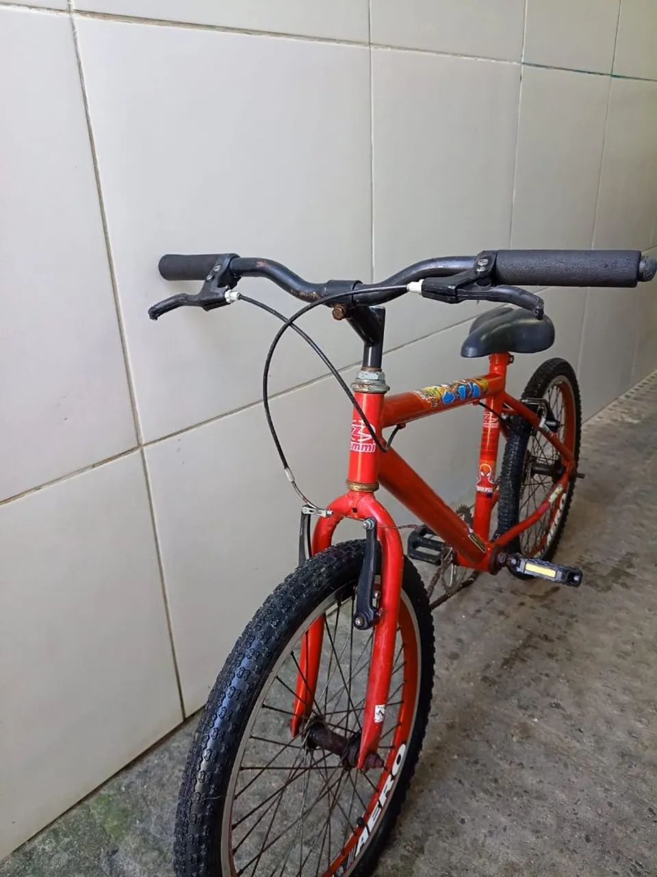 Bicicleta do homem aranha 