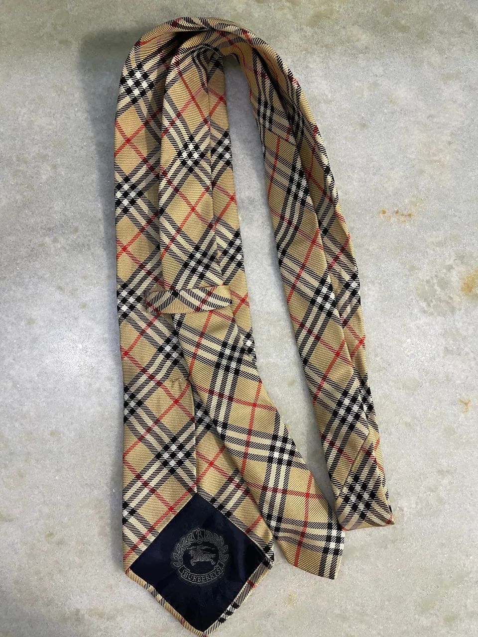Vendo Gravata Burberry  - Foto 3