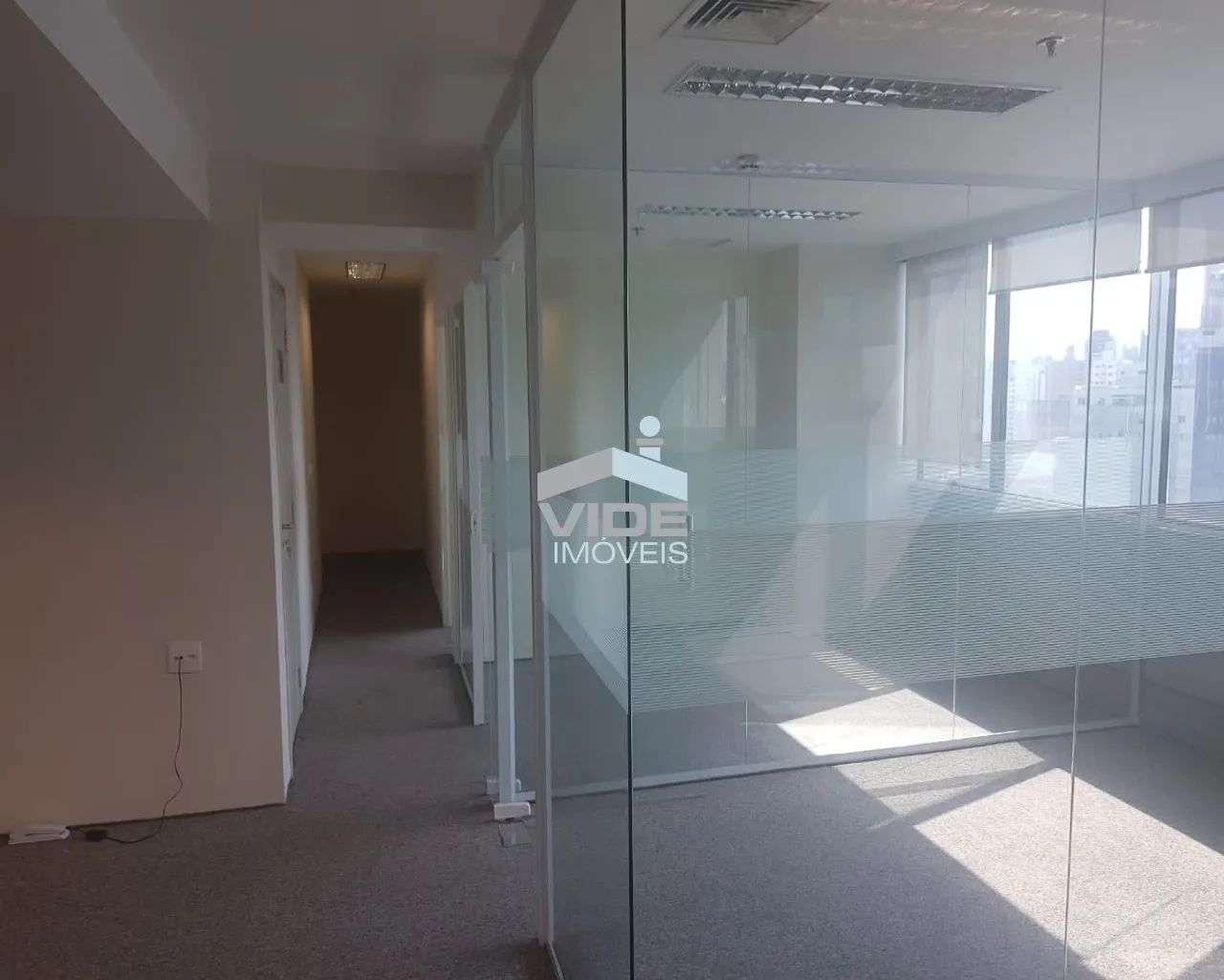 EXCELENTE SALA PARA LOCAÇÃO COM 416 m² NO CENTRO DE CAMPINAS - Foto 4