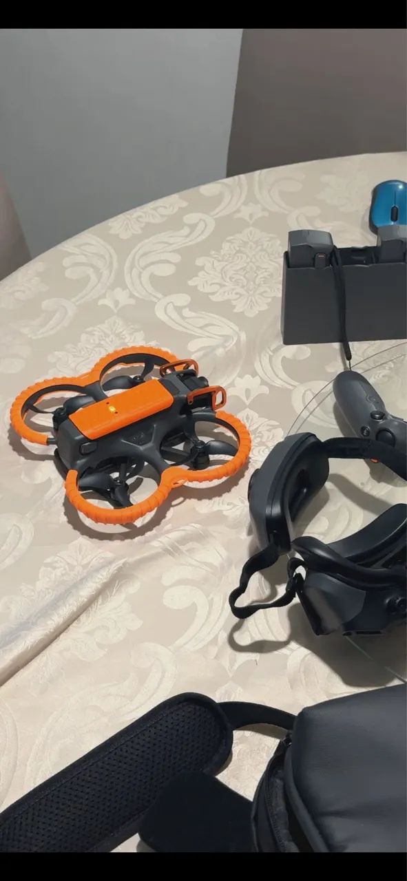 DJI Drone Avata 2 Combo Fly More