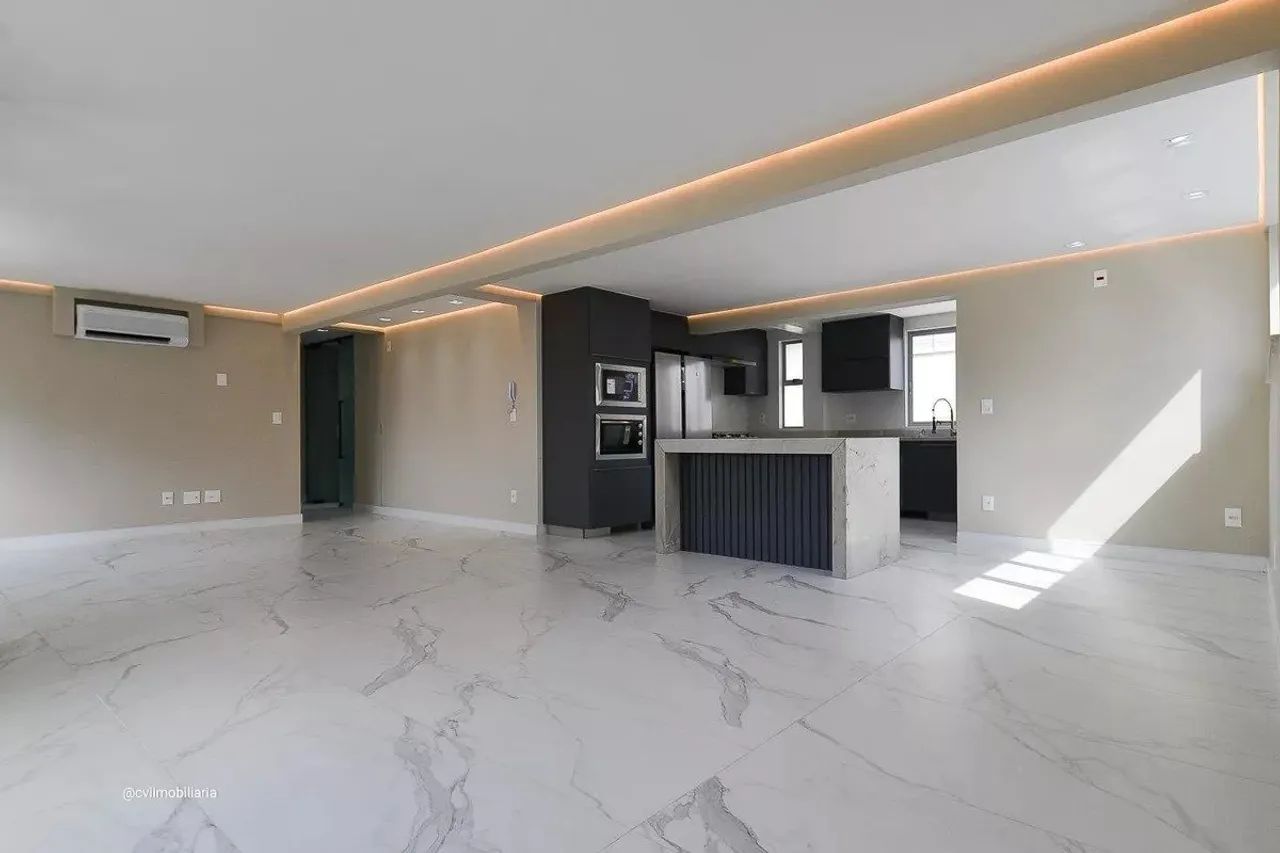 Apartamento com 3 quartos à venda 150m² - Foto 2