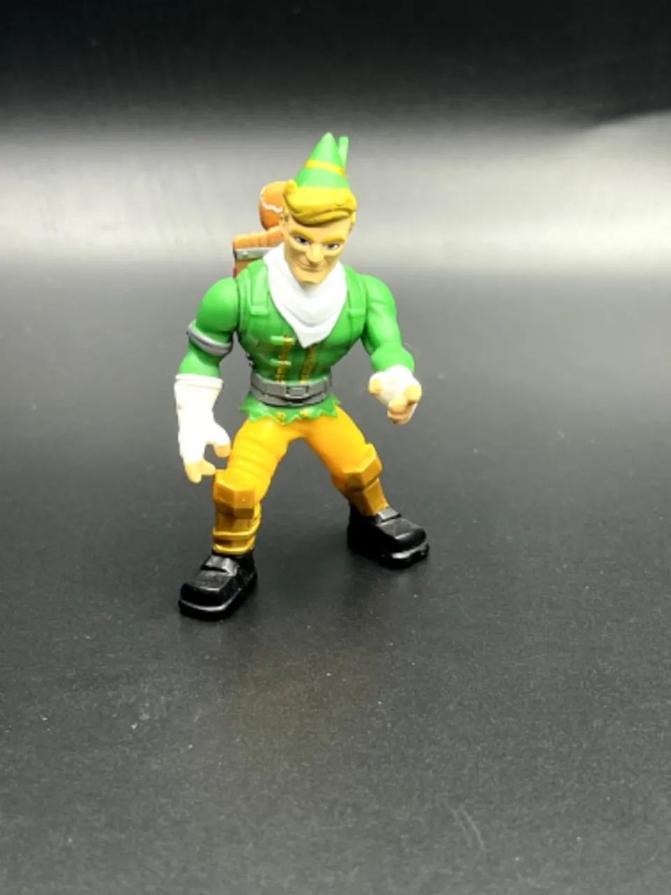 BONECO MINIATURA FORTNITE CODENAME E.L.F. 7CM
