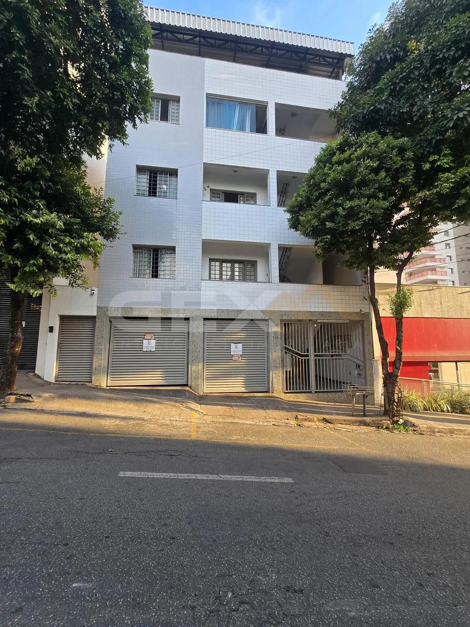Prédio Residencial à Venda no Centro de Divinópolis MG.