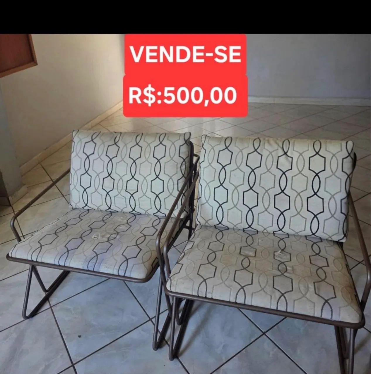 Vendo mesa de jantar e poltronas  - Foto 2