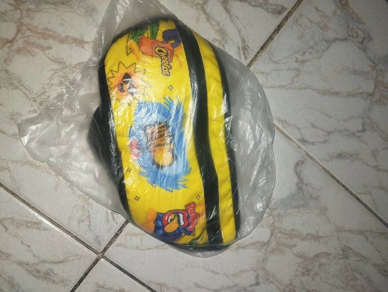 POCHETE ELMA CHIPS cheeto e ruffles LINHA VERÃO EDICÃO LIMITADA  - Foto 2