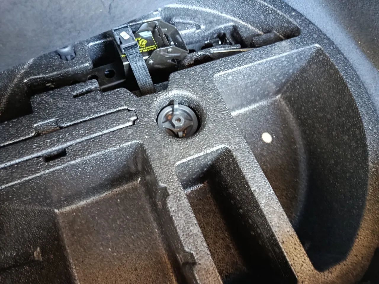 Fiat Idea Adv./ Adv.lock.dualogic 1.8 Flex 5P 2011 - Foto 5