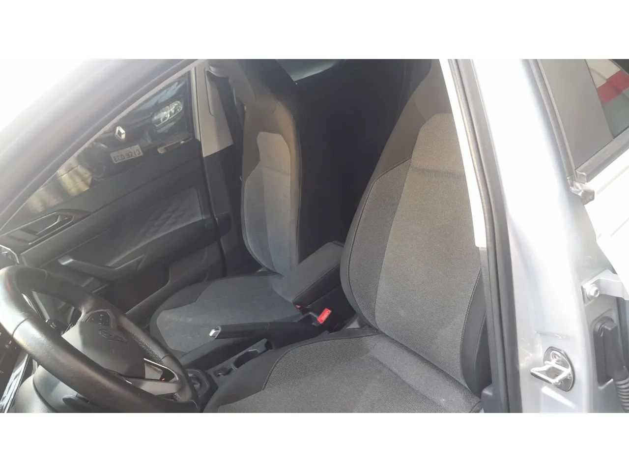 Volkswagen Virtus TSI 1.0 Flex 12V 4p Aut., foto 18 de 20