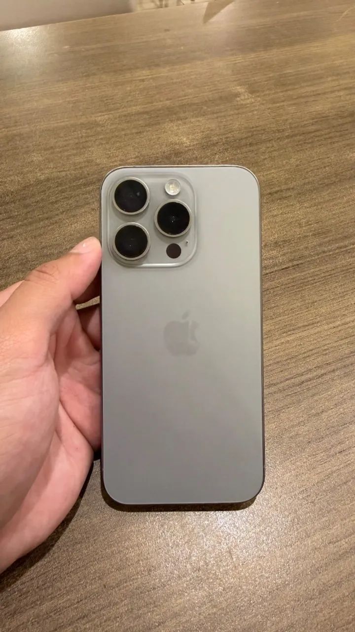 IPHONE 15 PRO 256 EXCELENTE ESTADO