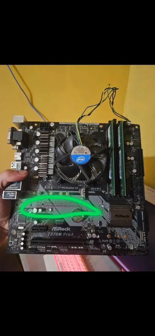Placa mãe asrock z370m pro 4 + processador - Foto 3