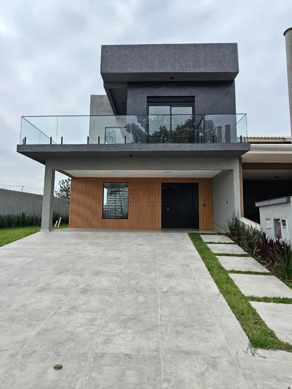 Sobrado 260 M² | 3 Suítes | Suíte Master com Hidro e Closet | Ibiti Reserva