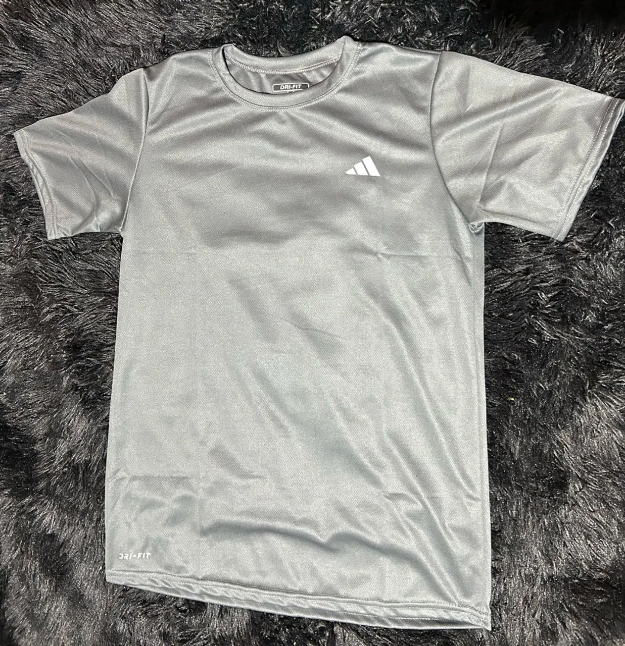 Roupas - Foto 3