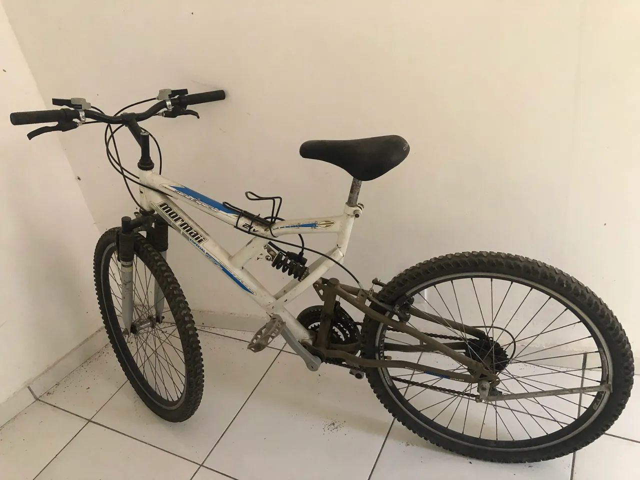 Bicicleta Mormaii 21v aro 26 - Foto 2
