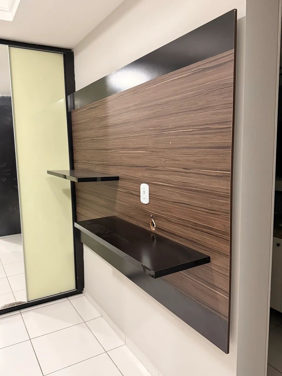 PAINEL COM ESTANTE E CABECEIRA417563305270978564