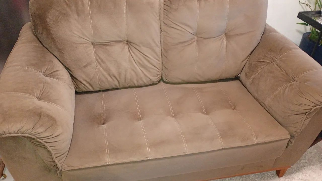 Sofá impermeável com pouco tempo de uso. - Foto 3