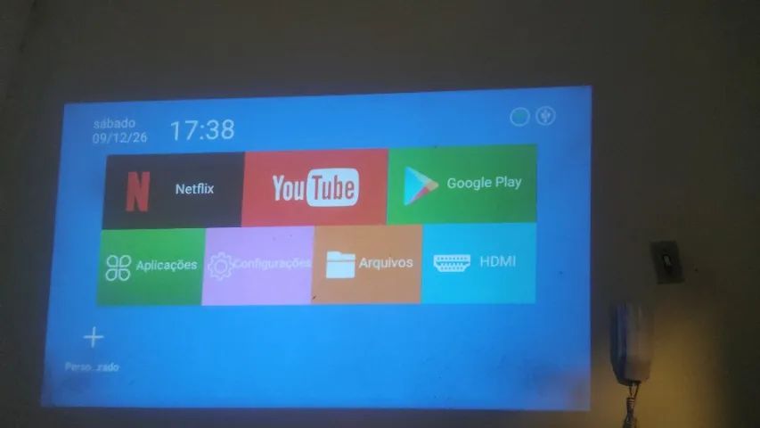Smart projetor(funciona como tv)  - Foto 5