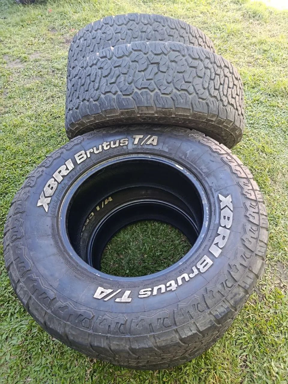 Pneus aro 17 para trilhas (gipe)