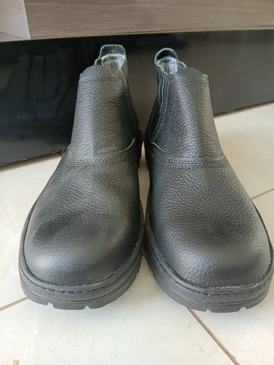 Botina de Couro Nova N: 40