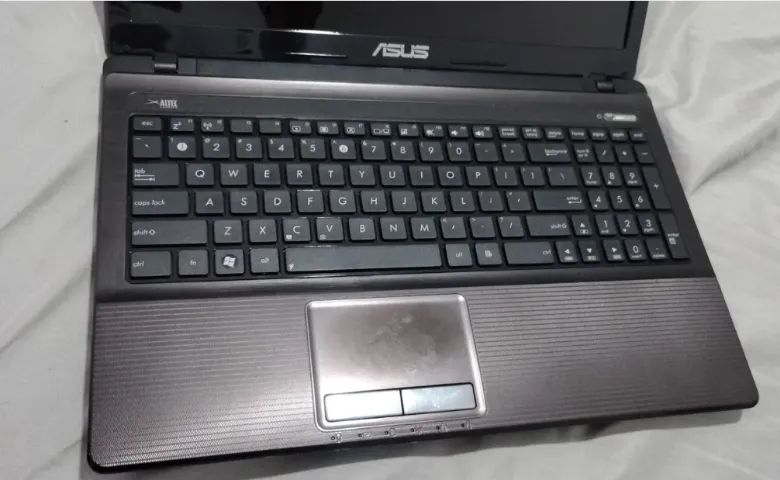 Notebook ASUS K53E - Foto 4
