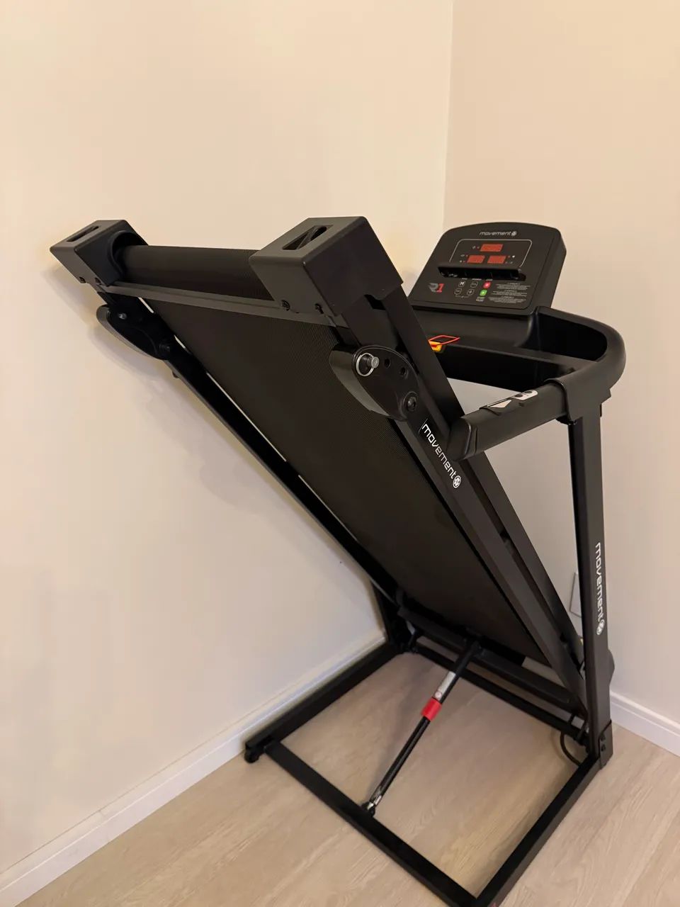Esteira Movement R1