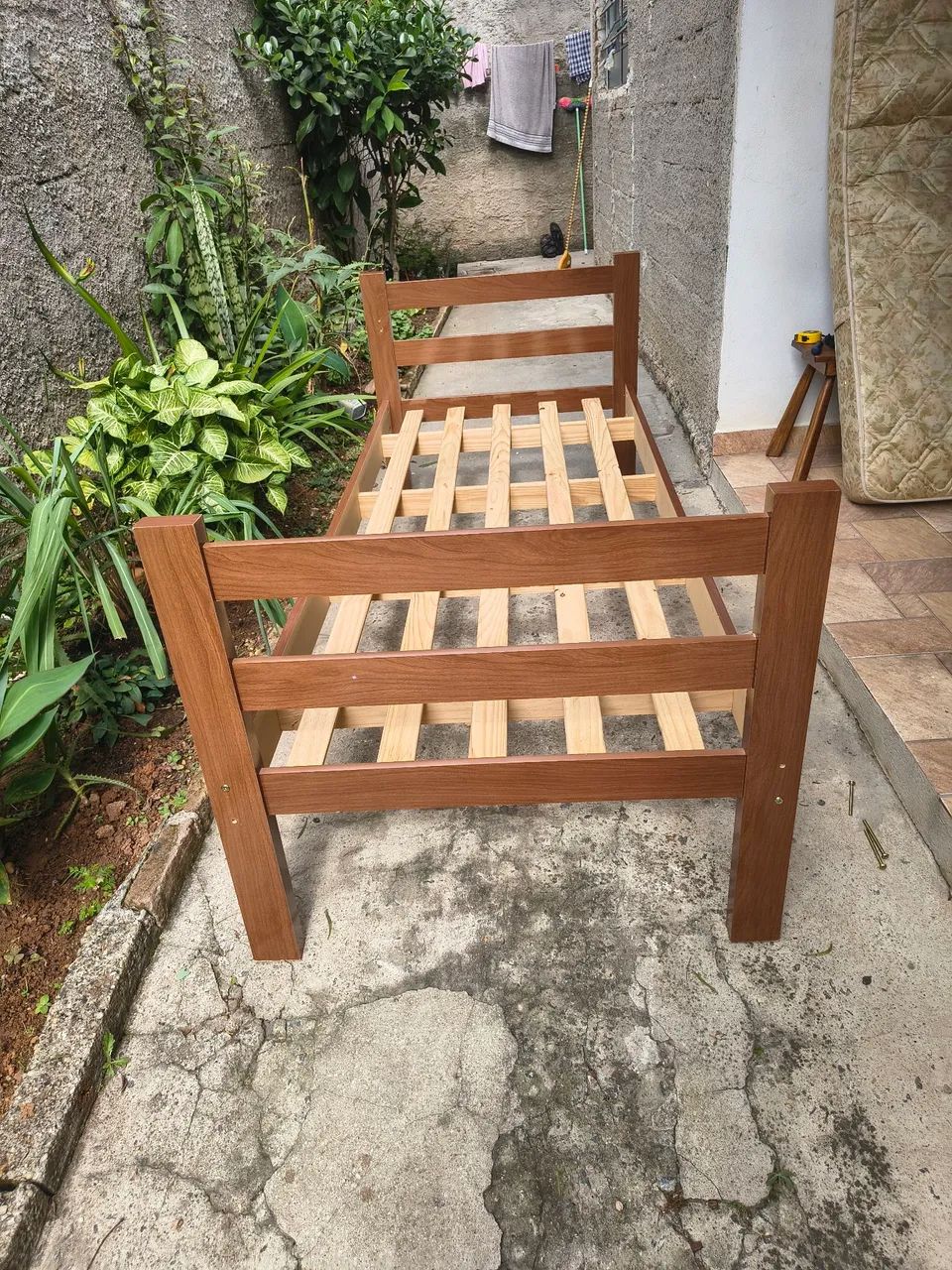 Cama solteiro com colchão de 0,78 cm - Foto 5