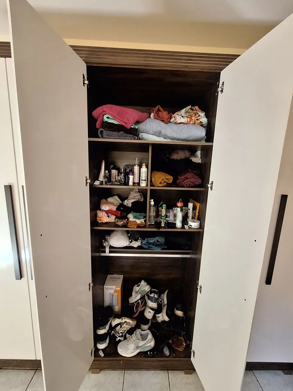Vendo guarda-roupa  - Foto 4