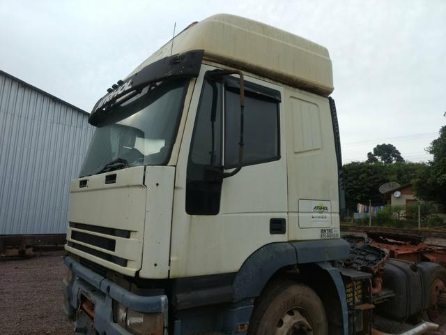 Gabine caminhão Iveco - Foto 2