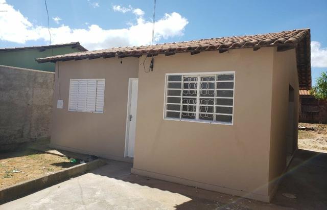 Aguas lindas. compre sem entrada toda reformada . 2 qtos na laje. casa individual - Foto 3