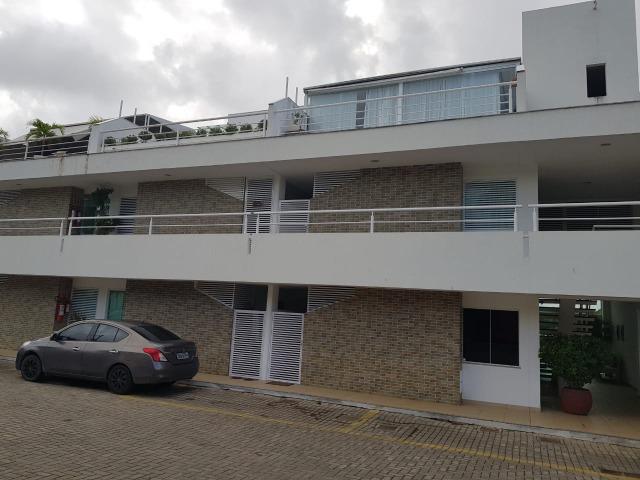 Buraquinho com 4/4 e 180m² por R$ 610 mil!
