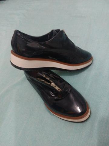 sapato com solado alto