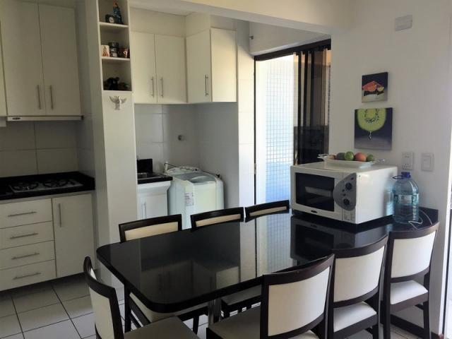Apartamento Meia Praia 02 Quartos climatizado Frente mar - Foto 9