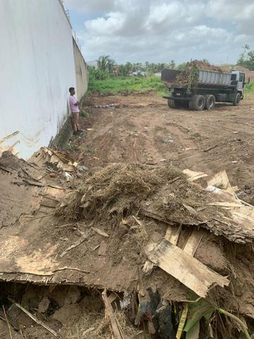 Vendo um terreno mede 900 m2 atrás da Amorim Coutinho barramar