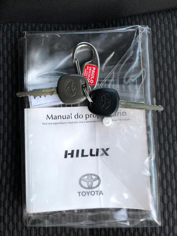 Toyoto hilux cs ano/2017 - Foto 17