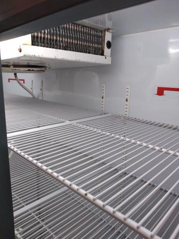 Expositor Auto Serviço