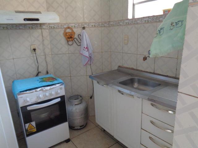 Ótima localização -Casa 2/4, 1º andar ,cobertura, Aceita financiamento Estudamos Proposta - Foto 7