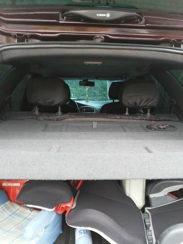 Vendo 9 Mil Nao aceito troca nem rolos dinheiro na mao o carro e seu - Foto 5