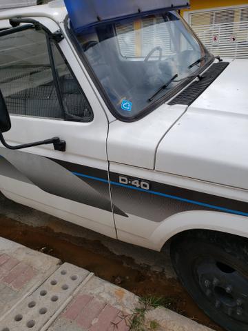 D40 vendo ou troco por caminhão trucado único dono de empressa - Foto 3