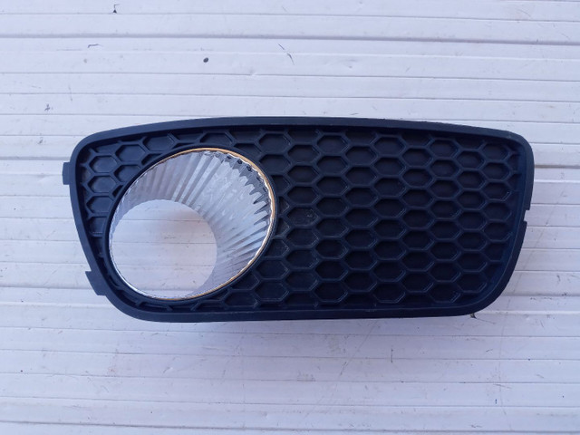 Moldura Lado Direito Fiat Palio Siena Strada Fire 51703146 