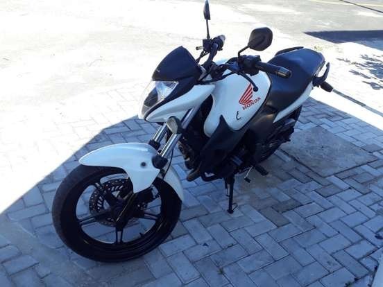 MARAVILHOSO  2012  HONDA CB 300R NOVO