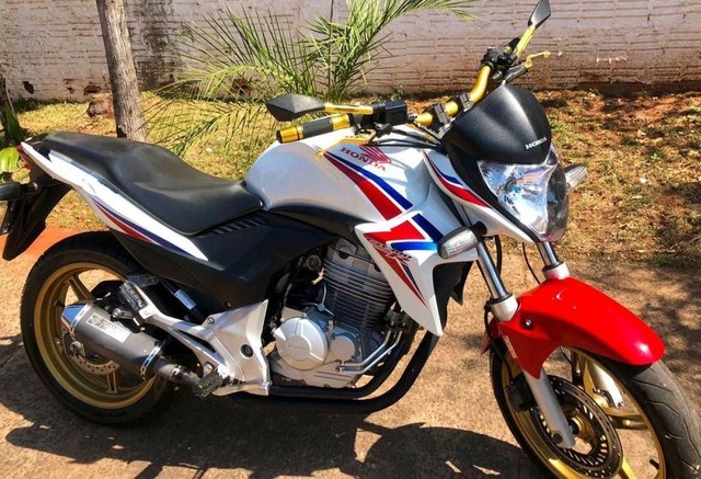 HONDA CB 300R