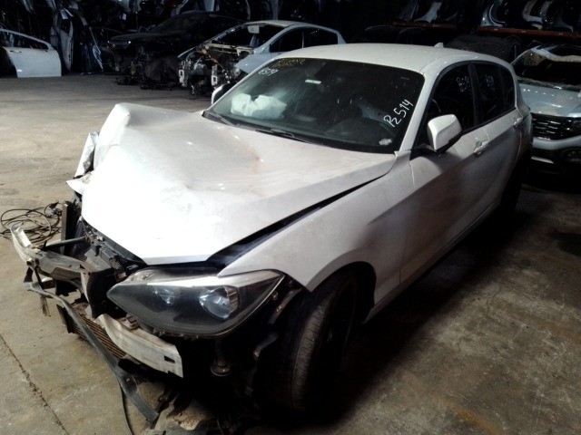 sucata bmw 118i 1.6 2012 para retirada de peças - Foto 2