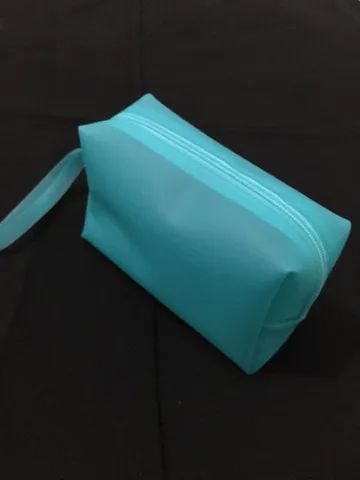 Necessaire feminina de silicone 