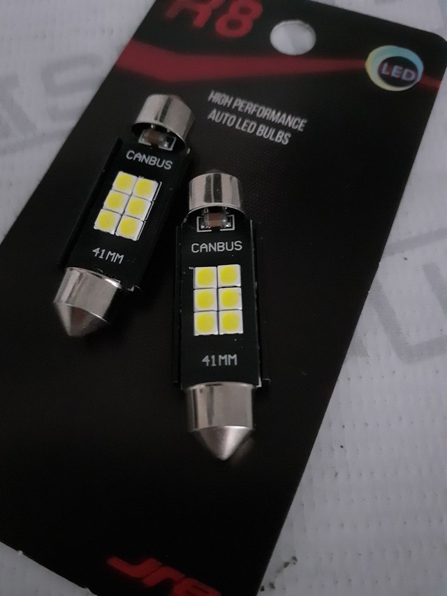 Led pingo.T10. R8.  Garantia. Novo.  Instalado. 