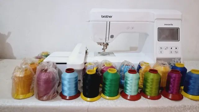 Máquina De Bordar Brother Pe-810l +linhas E Bastidor - Foto 3