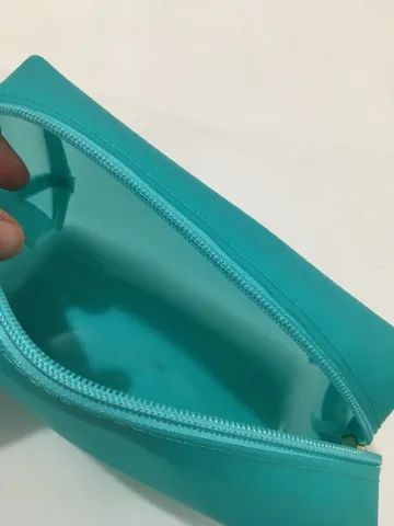 Necessaire feminina de silicone  - Foto 4