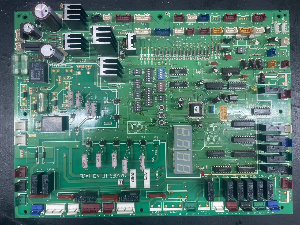 Placa de Circuito Hitachi 17G597A24