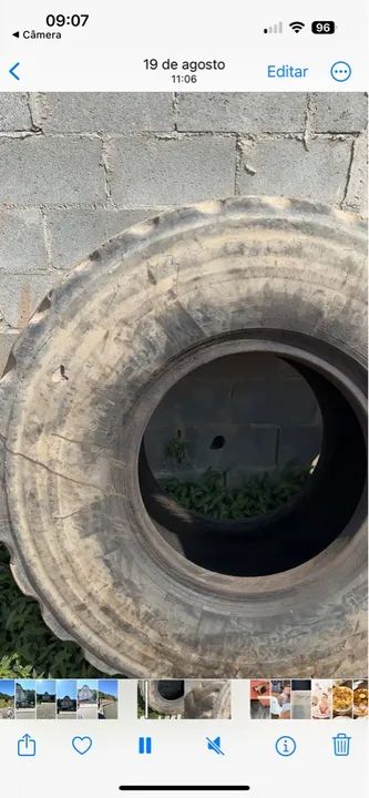 Pneu 20,5 x 25 de carregadeira