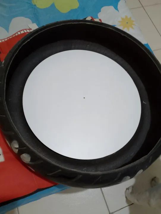 Casinha feita de pneu tamanho médio, sem uso. - Foto 3