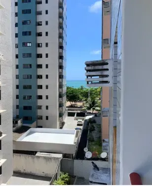 Vendo apto no Edf Alfamar no Pina R$ 400 mil
