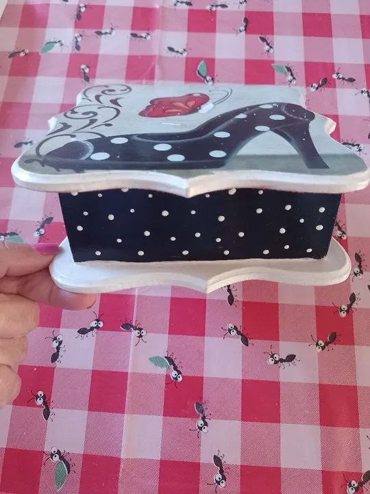 Antigo porta jóias de madeira pintada  - Foto 2